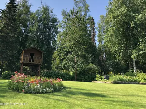 Exterior - 22410 Pharaoh Cir, Chugiak, AK 99567 photo 10 of 38