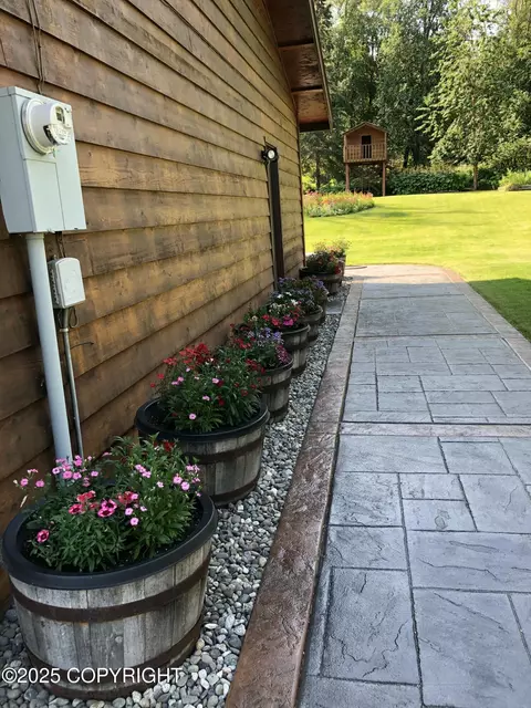 Exterior - 22410 Pharaoh Cir, Chugiak, AK 99567 photo 15 of 38