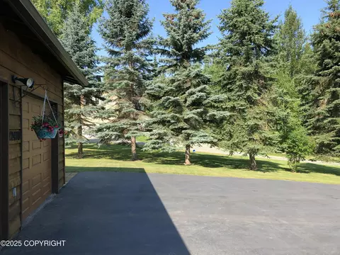 Exterior - 22410 Pharaoh Cir, Chugiak, AK 99567 photo 14 of 38
