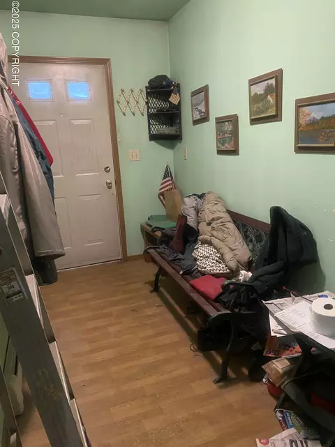 1701 Phoenix Rd, Seward, AK 99664