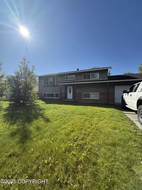 13322 Diggins Dr, Anchorage, AK 99515