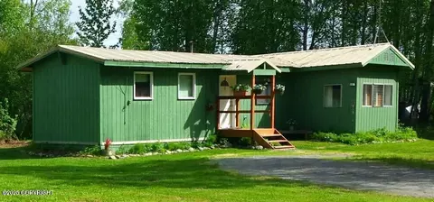 22173 S Easy St, Talkeetna, AK 99676