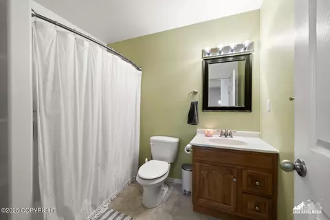 Bath - 981 E Fairview Loop, Wasilla, AK 99654 photo 1 of 4
