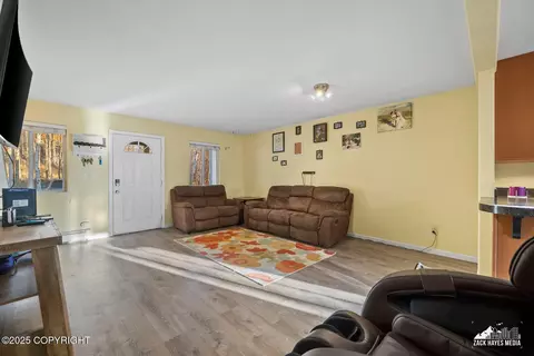Living - 981 E Fairview Loop, Wasilla, AK 99654 photo 8 of 8