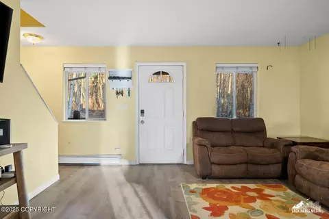 Entry Way - 981 E Fairview Loop, Wasilla, AK 99654 photo 3 of 5