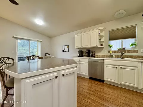 Kitchen - 20686 Icefall Dr, Eagle River, AK 99577 photo 3 of 6