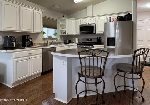 Kitchen - 20686 Icefall Dr, Eagle River, AK 99577 photo 5 of 6