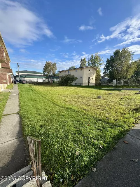 837 E 11th Ave, Anchorage, AK 99501