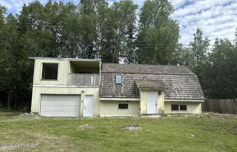 21037 Scenic Dr, Chugiak, AK 99567
