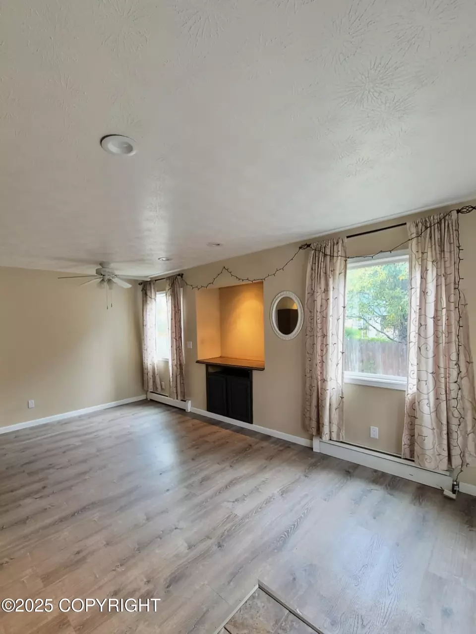 Living - 7230 Basel St, Anchorage, AK 99507 photo 2 of 5