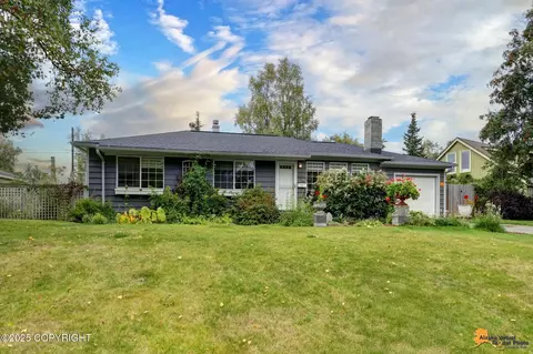 2534 Brooke Dr, Anchorage, AK 99517