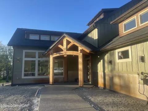 4515 W Airpark Dr, Wasilla, AK 99623