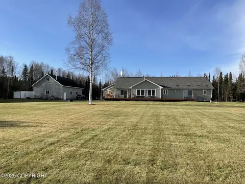 9770 W Blake Cir, Wasilla, AK 99623
