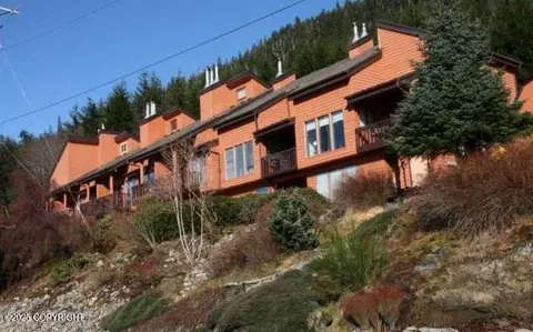 3560 Fairview Ave # 4, Ketchikan, AK 99901