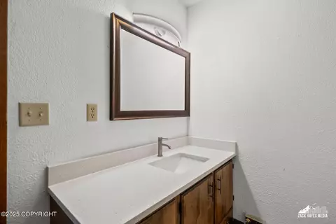 Bath - 424 E Manor Ave, Anchorage, AK 99501 photo 3 of 6