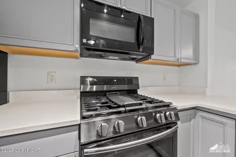 Kitchen - 424 E Manor Ave, Anchorage, AK 99501 photo 12 of 14