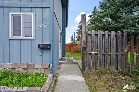 Exterior - 424 E Manor Ave, Anchorage, AK 99501 photo 4 of 6