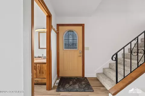 Entry Way - 424 E Manor Ave, Anchorage, AK 99501 photo 1 of 7
