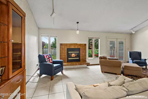 Living - 3443 Wiley Post Loop, Anchorage, AK 99517 photo 2 of 4
