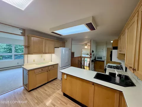 11313 Upper Sunny Cir, Eagle River, AK 99577 photo 11