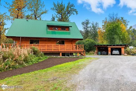 9788 N Waldo Reed Rd, Palmer, AK 99645
