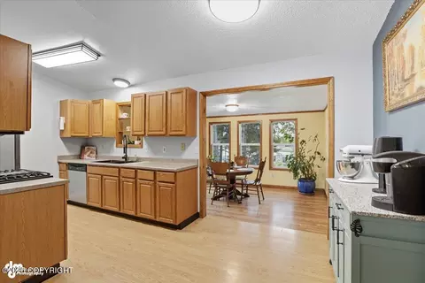 1761 E 53rd Ave, Anchorage, AK 99507 photo 10