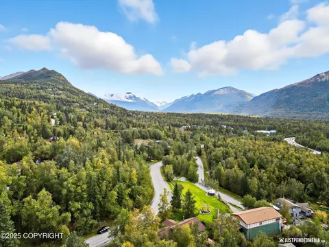View/Area - 11806 W Skyline Dr, Eagle River, AK 99577 photo 7 of 9