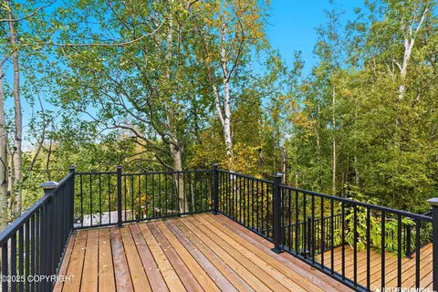 Exterior - 11806 W Skyline Dr, Eagle River, AK 99577 photo 6 of 13