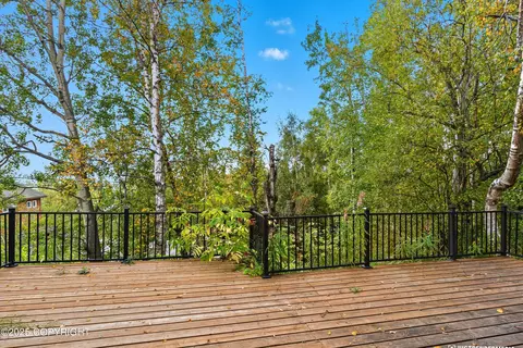 Exterior - 11806 W Skyline Dr, Eagle River, AK 99577 photo 7 of 13