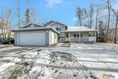 6415 S Settlers Bay Dr, Wasilla, AK 99654