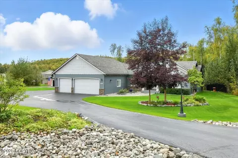 4668 W New Larkspur Loop, Wasilla, AK 99623