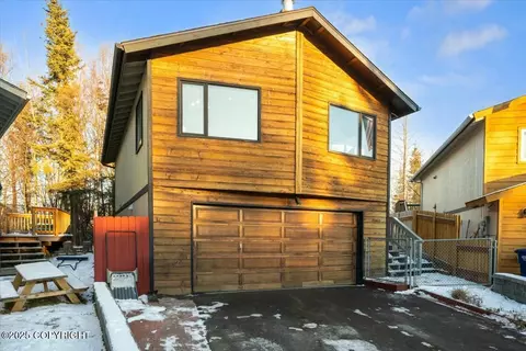 7661 Delridge Cir, Anchorage, AK 99507