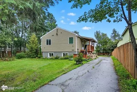 8823 Jewel Terrace St, Anchorage, AK 99502