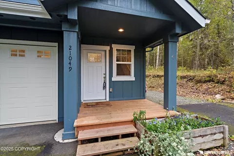 Exterior - 21049 Sparkle Dr, Chugiak, AK 99567 photo 2 of 8