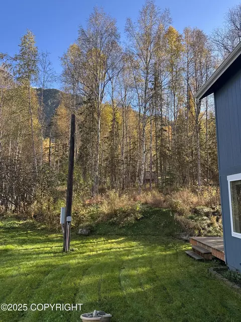 Exterior - 21049 Sparkle Dr, Chugiak, AK 99567 photo 6 of 8