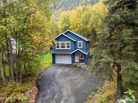 Exterior - 21049 Sparkle Dr, Chugiak, AK 99567 photo 7 of 8