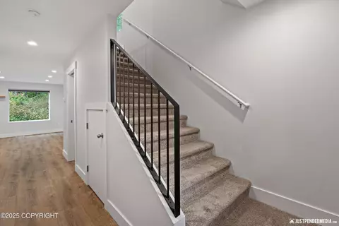 Entry Way - 21049 Sparkle Dr, Chugiak, AK 99567 photo 2 of 6