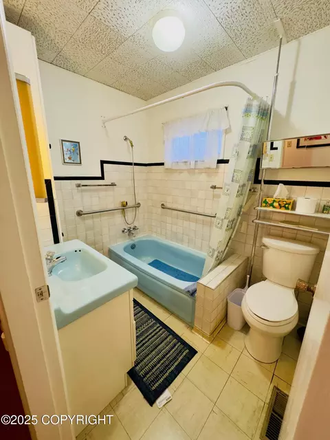 Bath - 1045 P St, Anchorage, AK 99501 photo 1 of 4