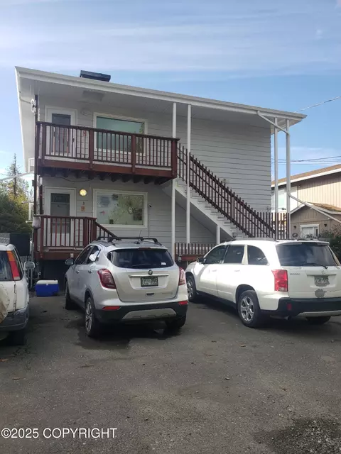 601 Irwin St, Anchorage, AK 99508 photo 5