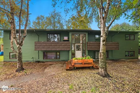 6940 Colonial Ct, Anchorage, AK 99502