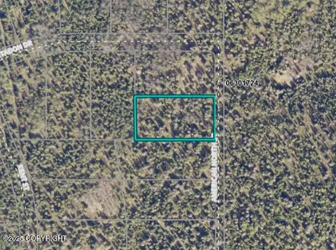 39905 American North St, Sterling, AK 99672