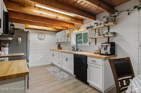 Kitchen - 37128 Robinson Loop Rd, Sterling, AK 99672 photo 1 of 2