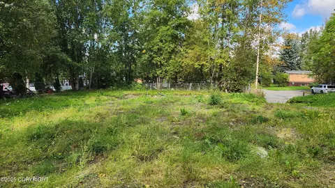 2120 Ivan Dr, Anchorage, AK 99507