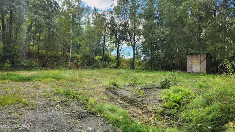 2120 Ivan Dr, Anchorage, AK 99507 photo 4