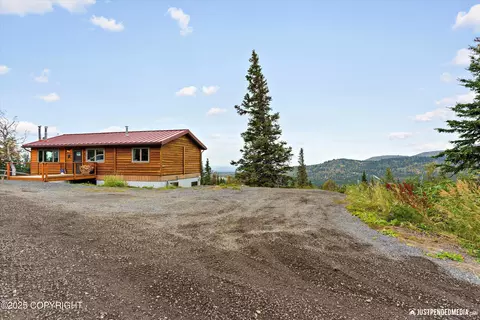 7841 Byron Dr, Anchorage, AK 99516 photo 2