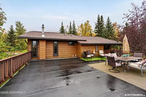 Exterior - 10208 Preuss Ln, Eagle River, AK 99577 photo 12 of 19