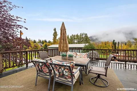 Exterior - 10208 Preuss Ln, Eagle River, AK 99577 photo 11 of 19
