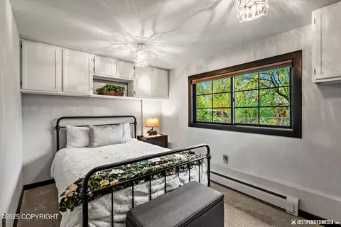 Bedroom - 10208 Preuss Ln, Eagle River, AK 99577 photo 9 of 9