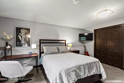 Bedroom - 10208 Preuss Ln, Eagle River, AK 99577 photo 8 of 9