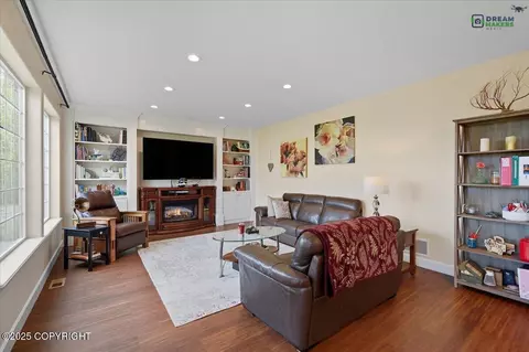 Living - 2235 E Vision View Dr, Wasilla, AK 99654 photo 3 of 4